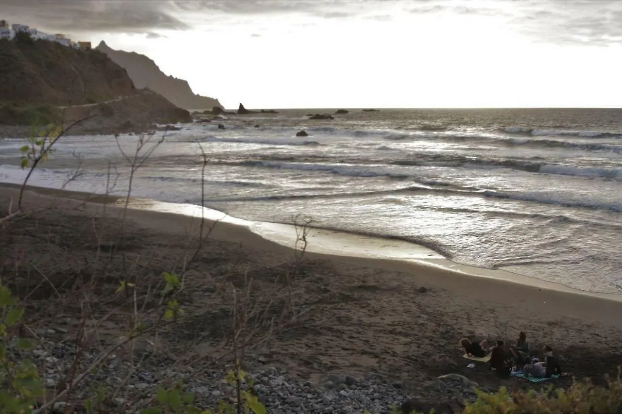Oasis Atlantico: Rincon Secreto Al Pie De Los Senderos Azano Spain